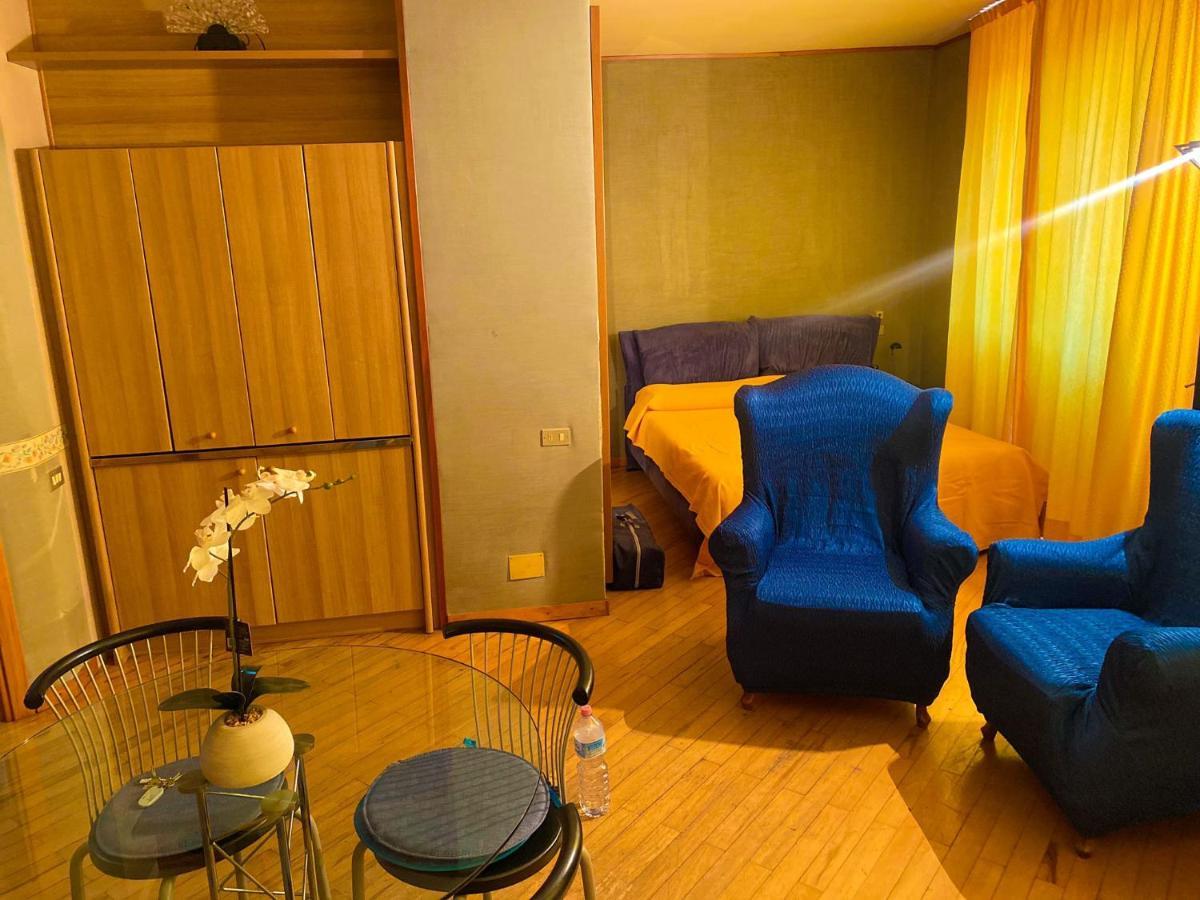 Home Relax Кальярі Екстер'єр фото